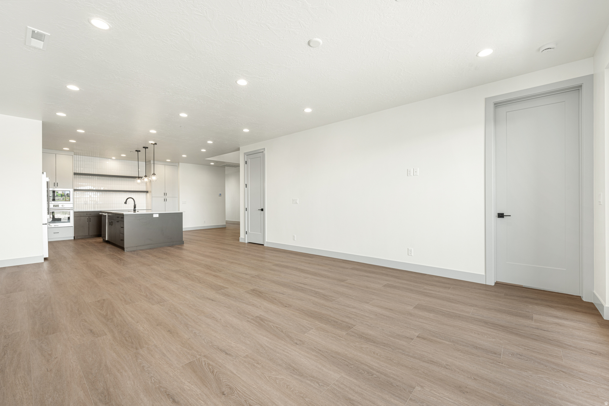 THE ISLAND AT CORAL CANYON - Residential