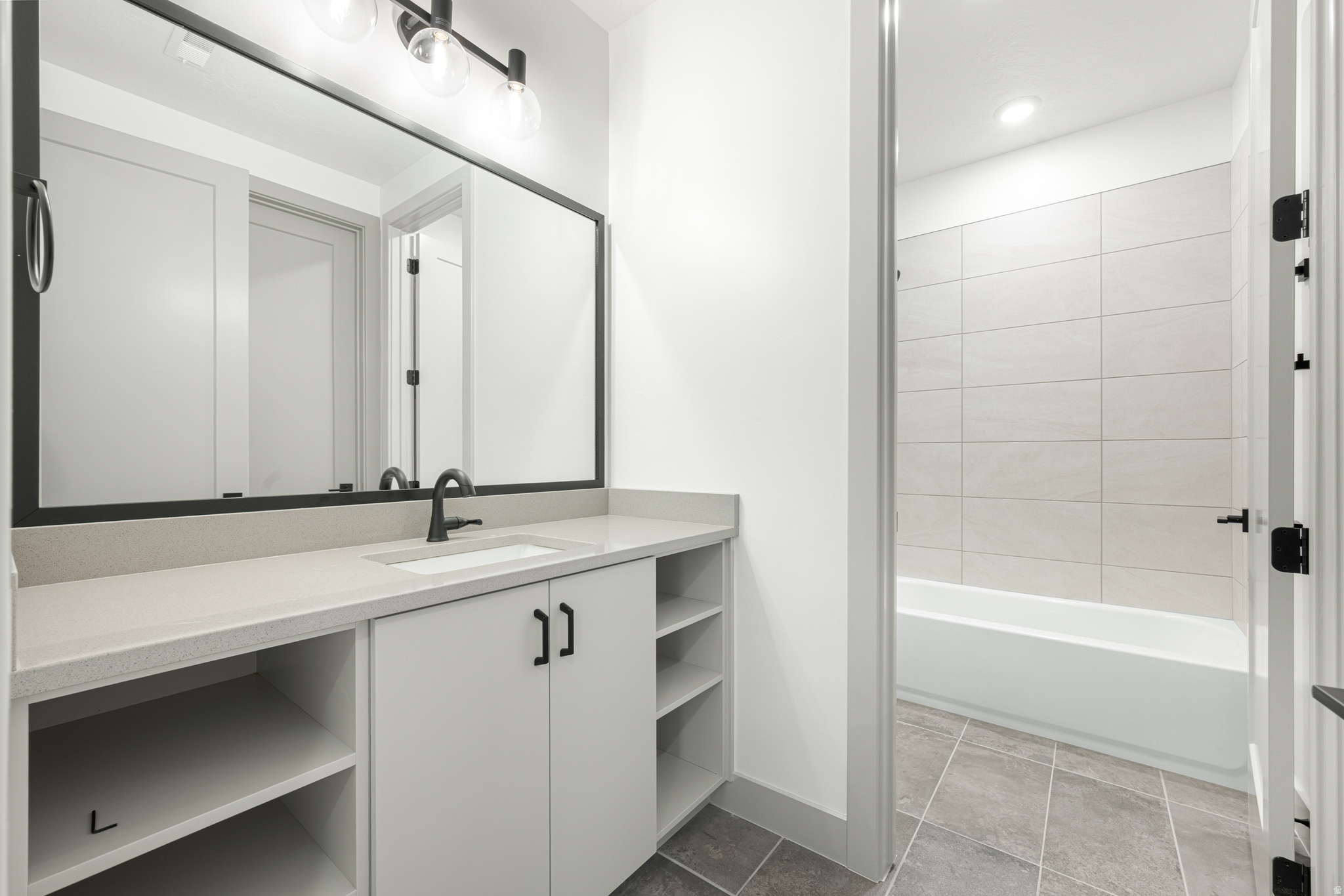 THE ISLAND AT CORAL CANYON - Residential