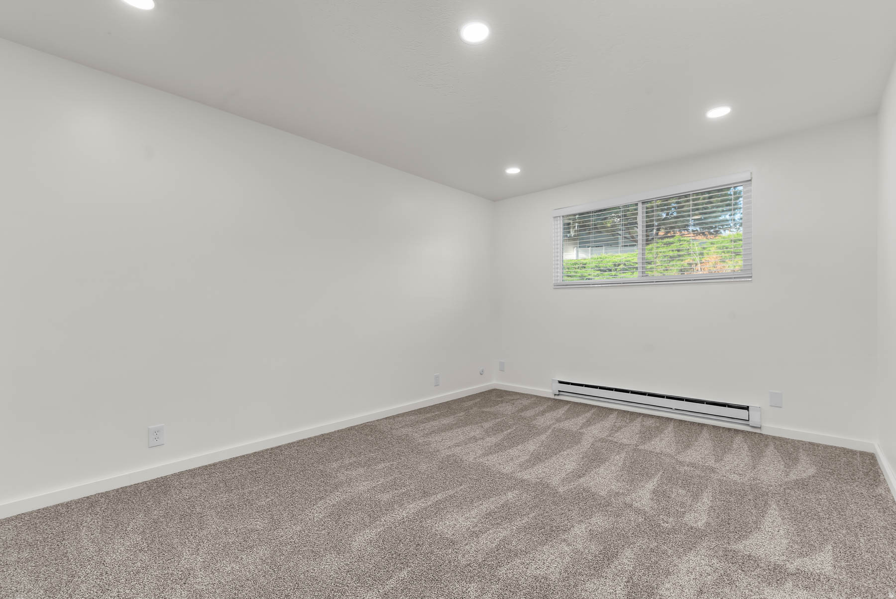 SUNDOWNER - Residential