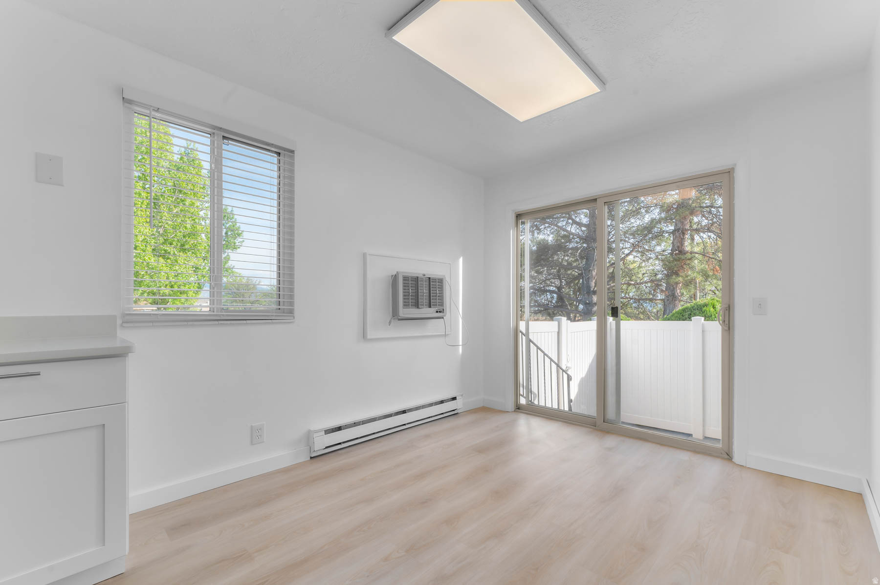 SUNDOWNER - Residential