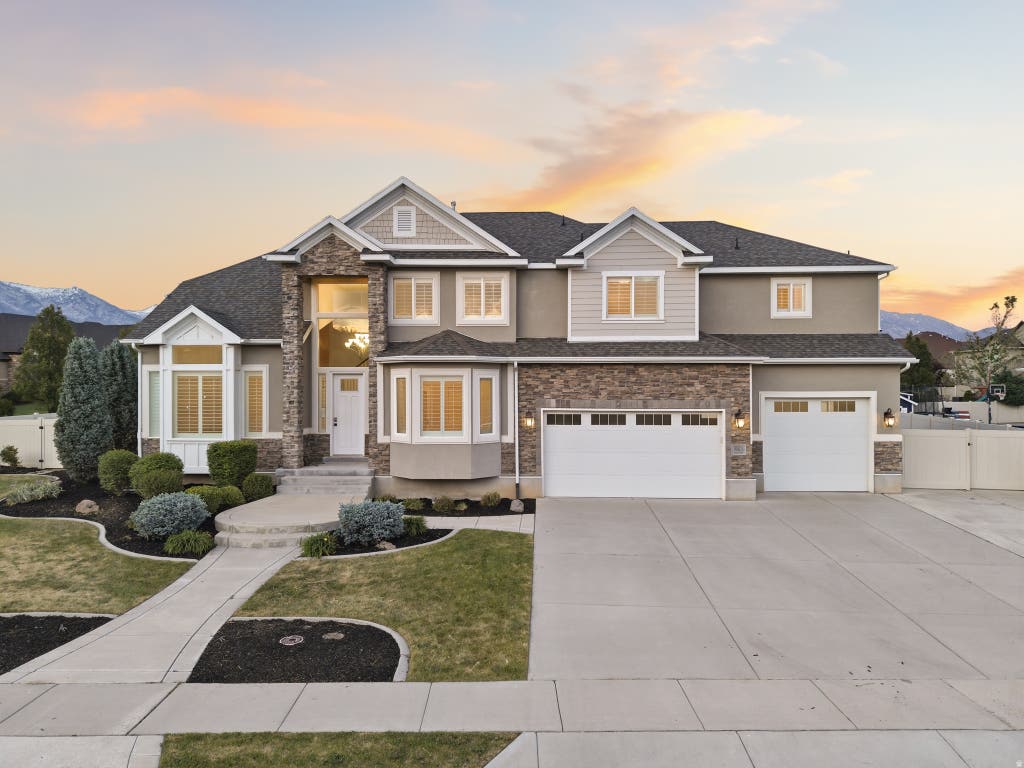 Photo of 3042 N CREST DR W, Lehi, UT 84043 (MLS # 2178286)
