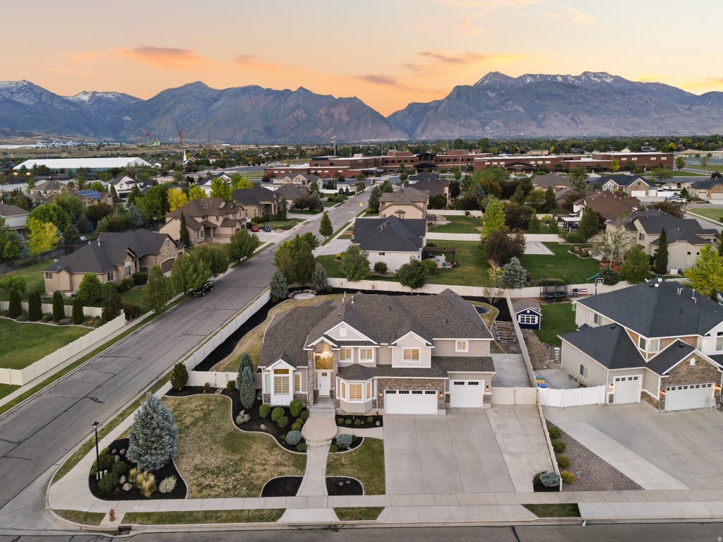 Photo of 3042 N CREST DR W, Lehi, UT 84043 (MLS # 2178286)