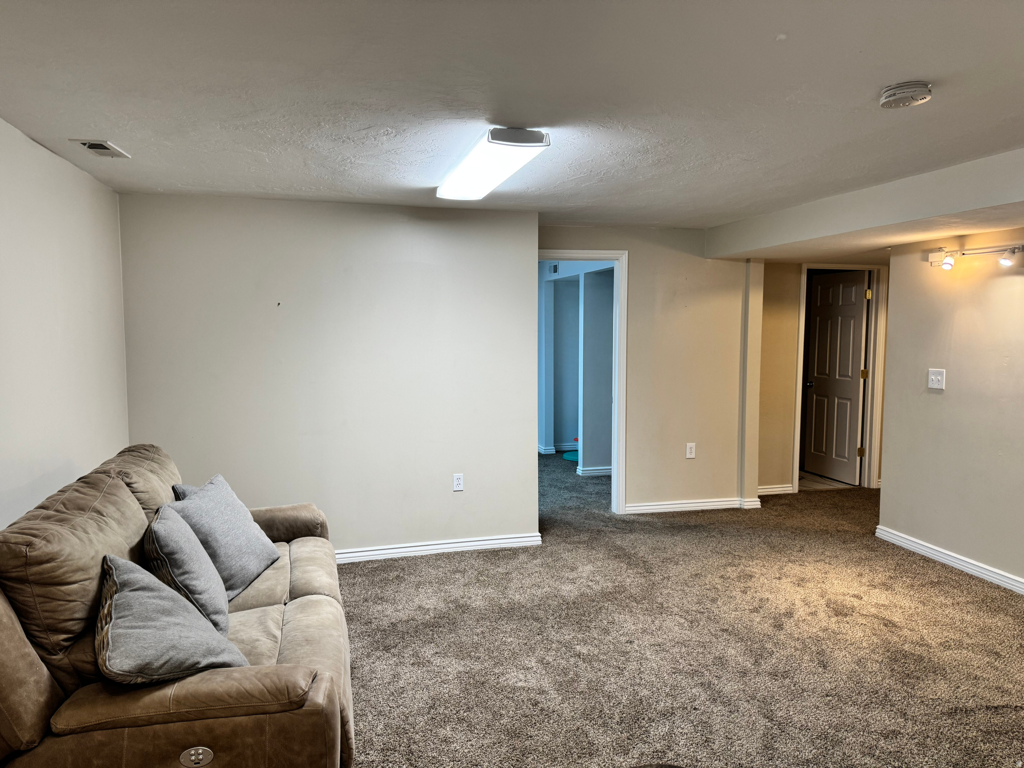 HAMILTON FARMS - Residential