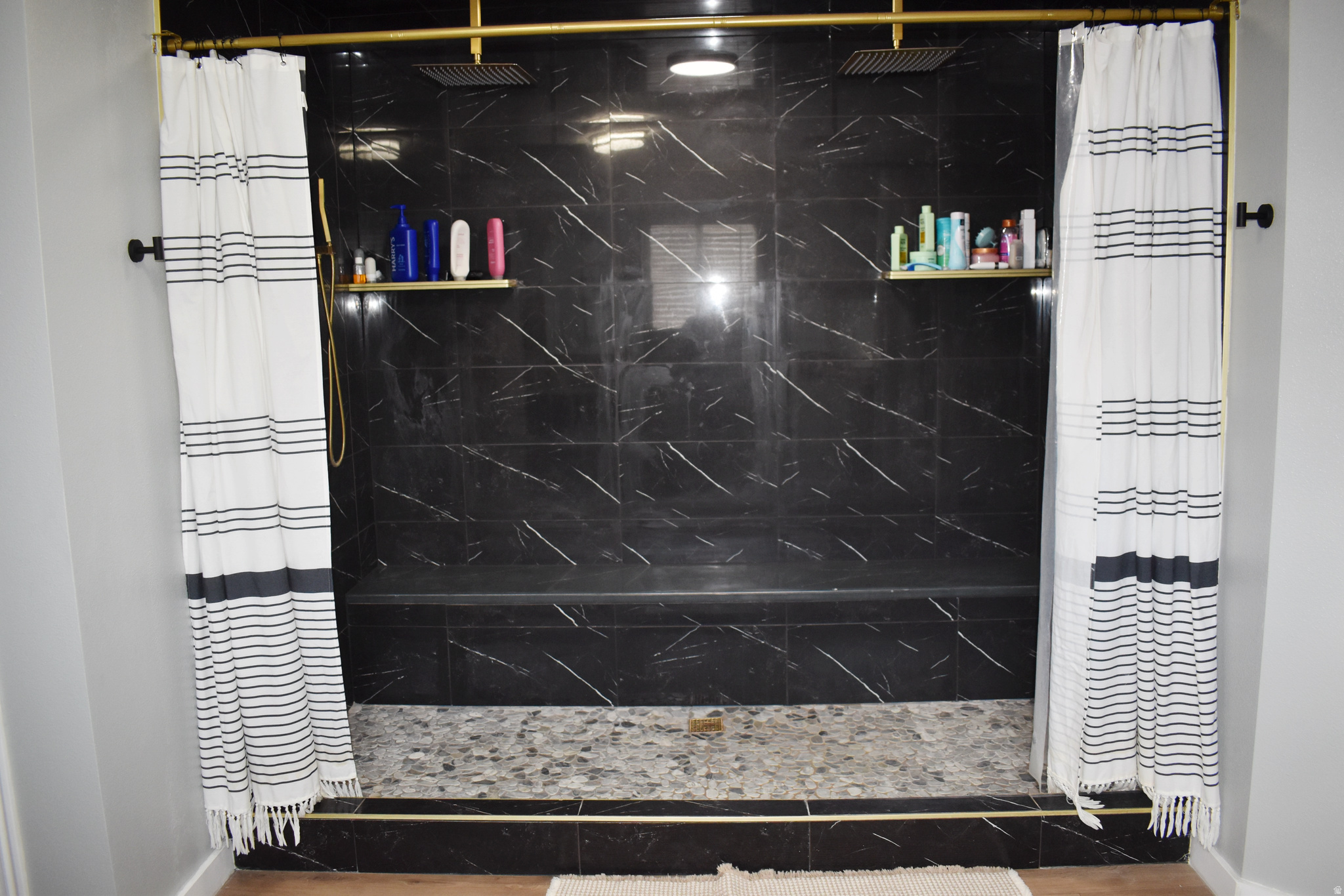 HAMILTON FARMS - Residential