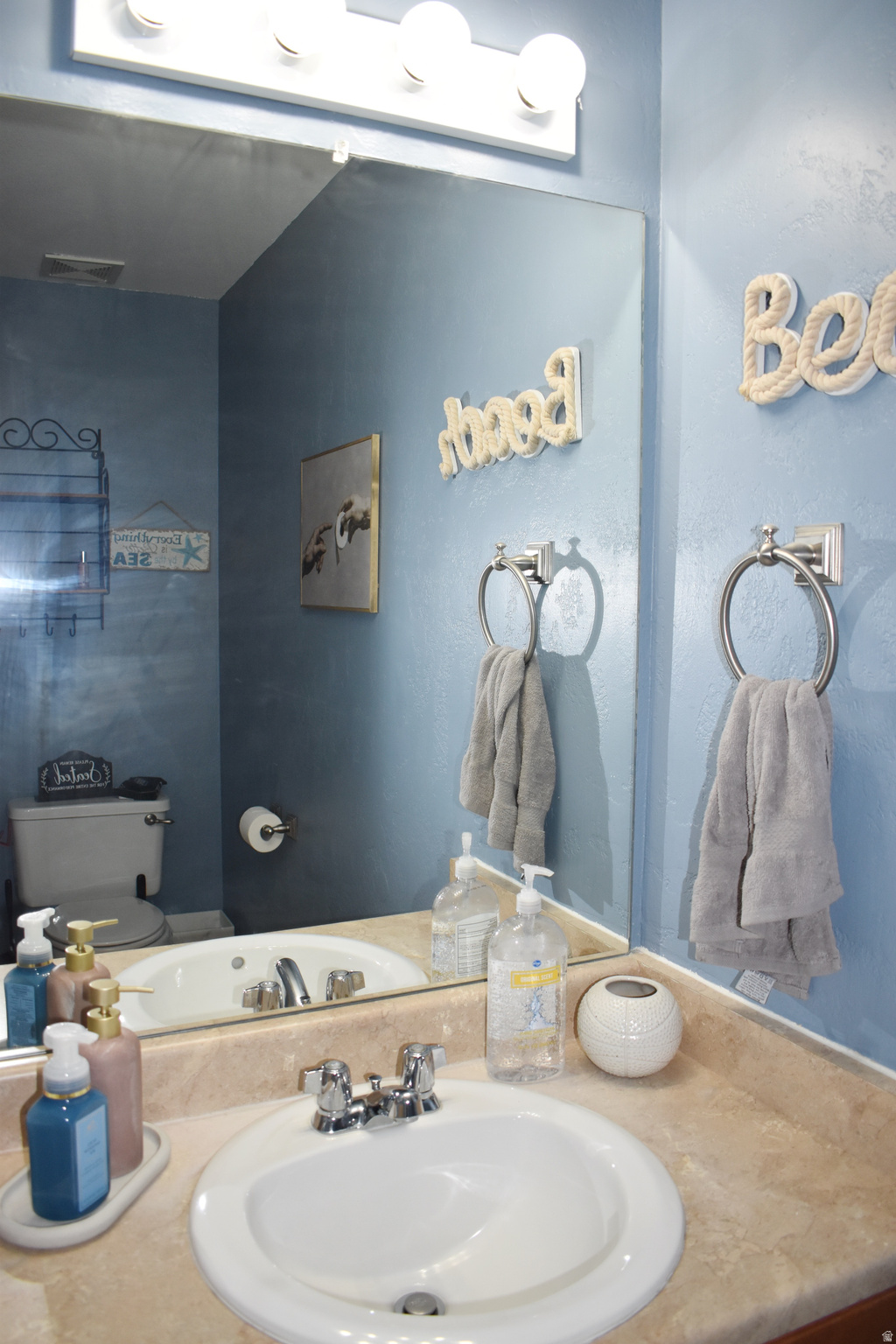 HAMILTON FARMS - Residential