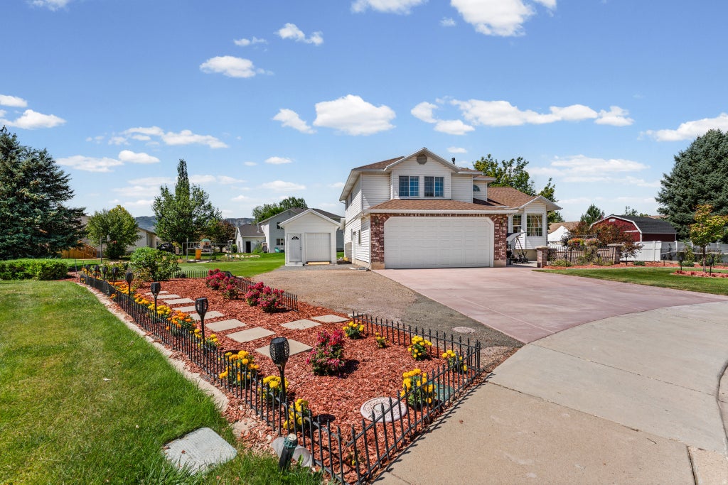 Photo of 28 S SCOTT CIR W, Morgan, UT 84050 (MLS # 2181327)