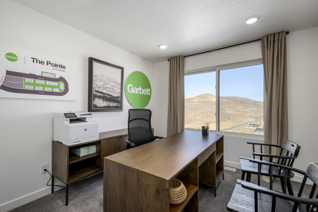 THE POINTE - Residential