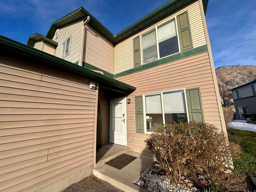 Photo of 827 E 760 N, Ogden, UT 84404 (MLS # 2140112)