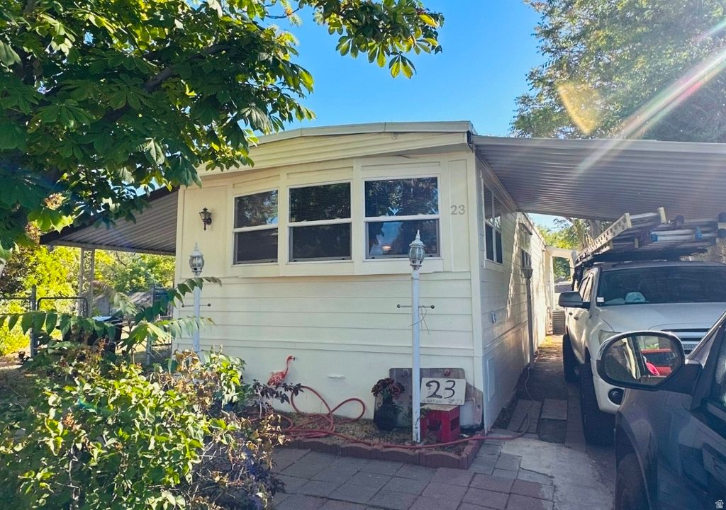 Photo of 705 S REDWOOD RD #23, Salt Lake City, UT 84104 (MLS # 2170654)