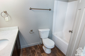 EDGEWATER AT GENEVA - Residential Income