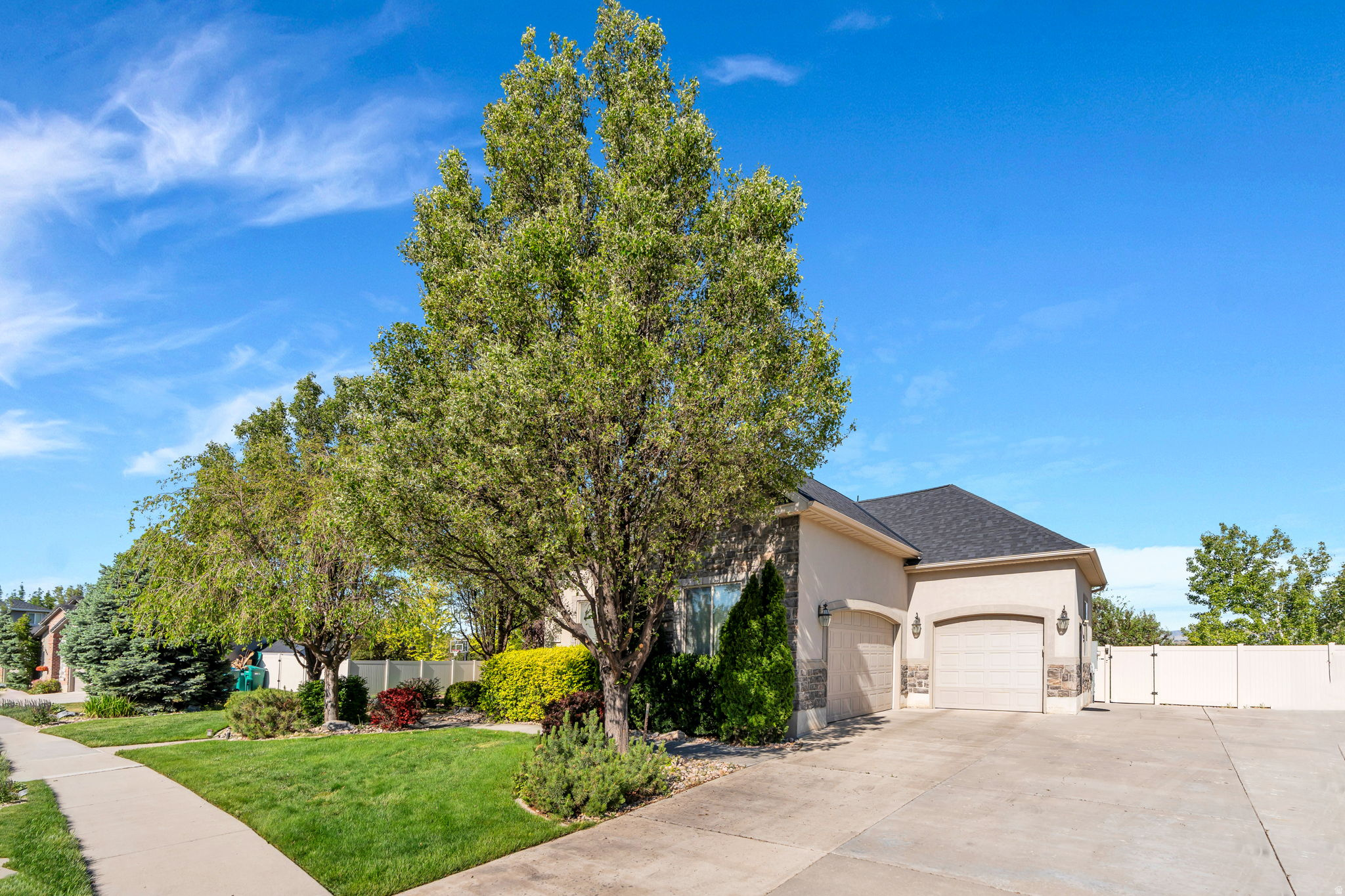 CANTERBURY NORTH - Residential