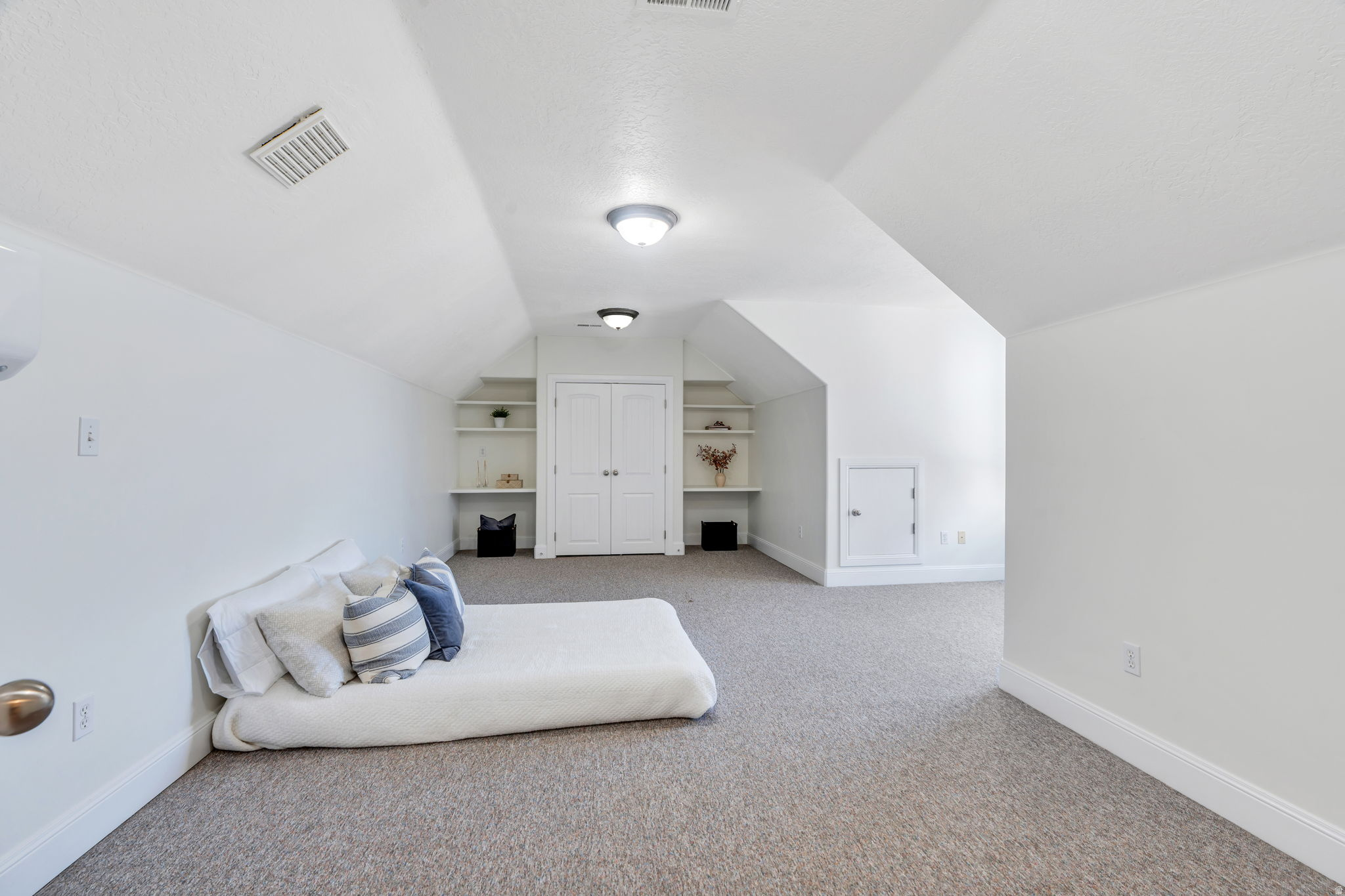 CANTERBURY NORTH - Residential