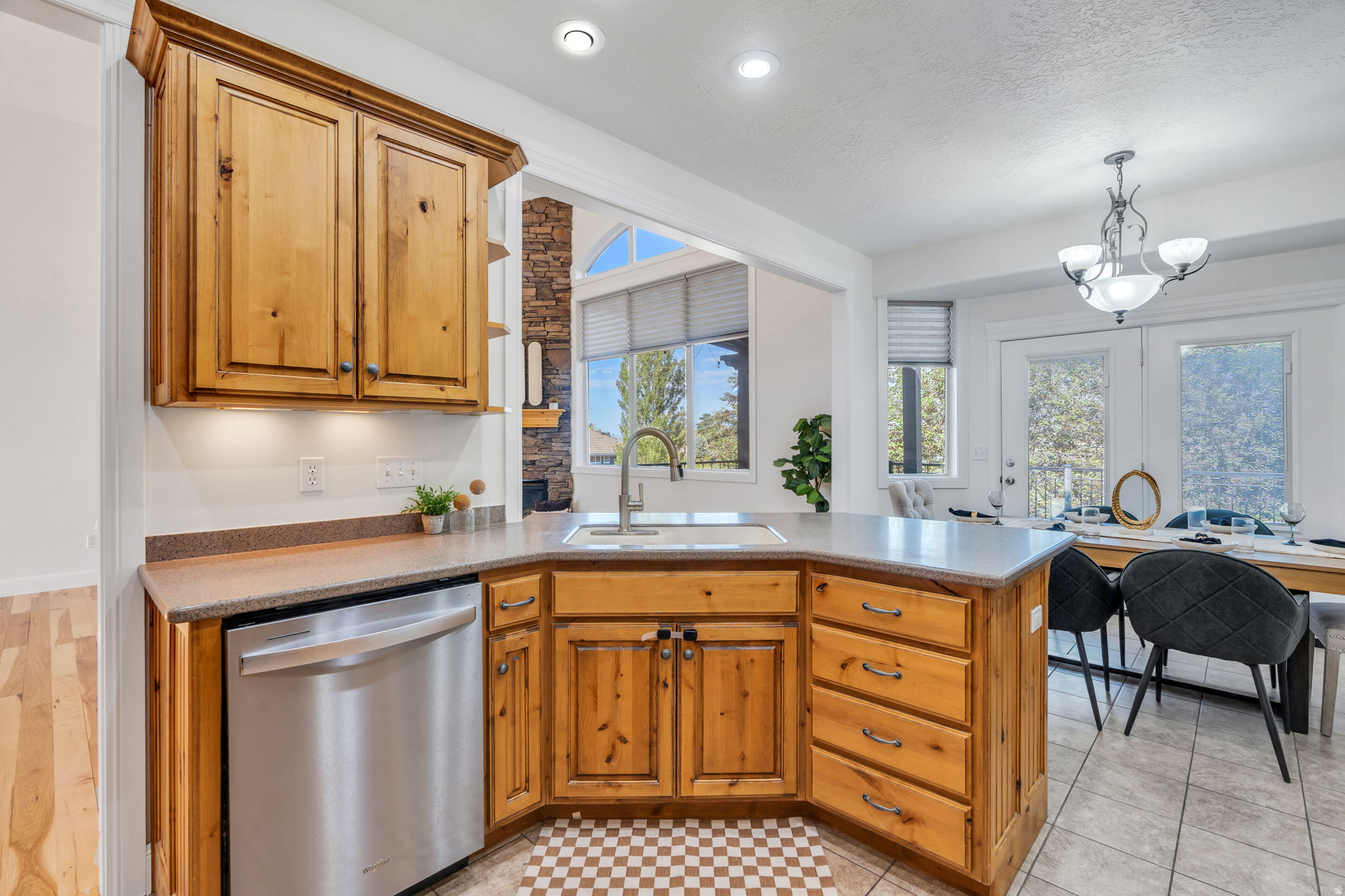 CANTERBURY NORTH - Residential