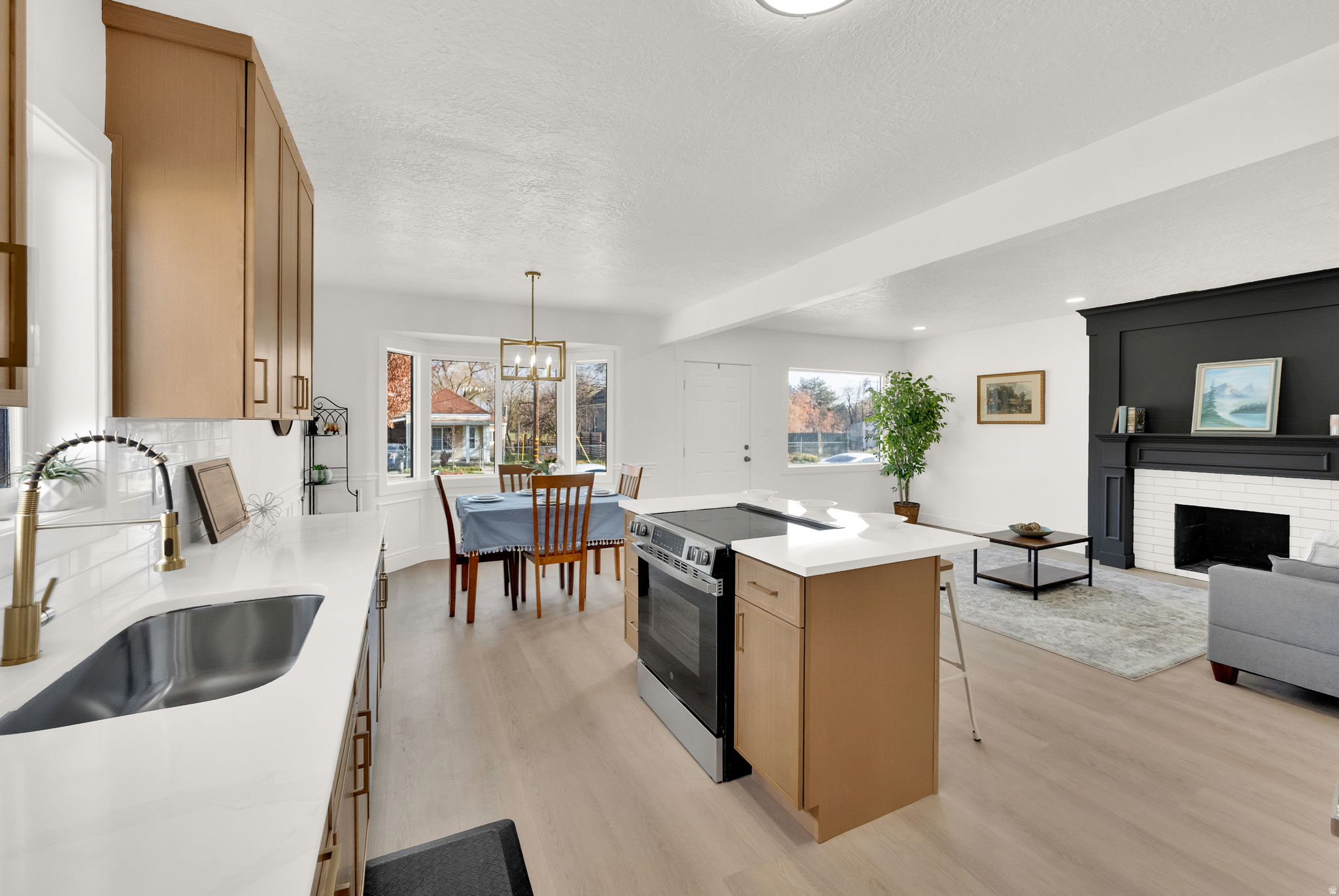 GLENDALE - Residential