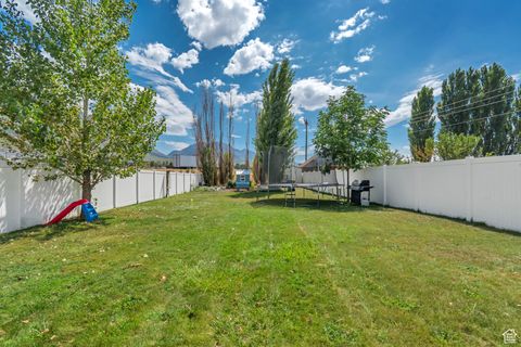 Tiny photo for 692 E 180 N, Santaquin, UT 84655 (MLS # 2107499)
