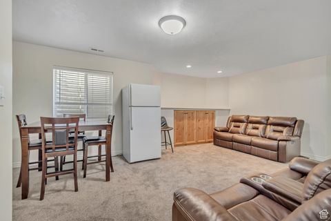 Tiny photo for 692 E 180 N, Santaquin, UT 84655 (MLS # 2107499)