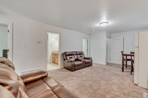 Tiny photo for 692 E 180 N, Santaquin, UT 84655 (MLS # 2107499)
