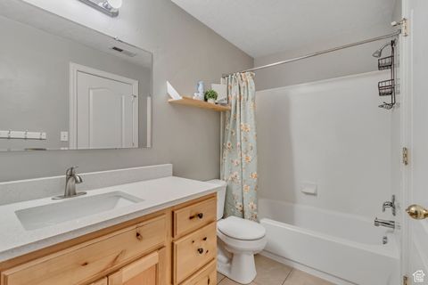 Tiny photo for 692 E 180 N, Santaquin, UT 84655 (MLS # 2107499)