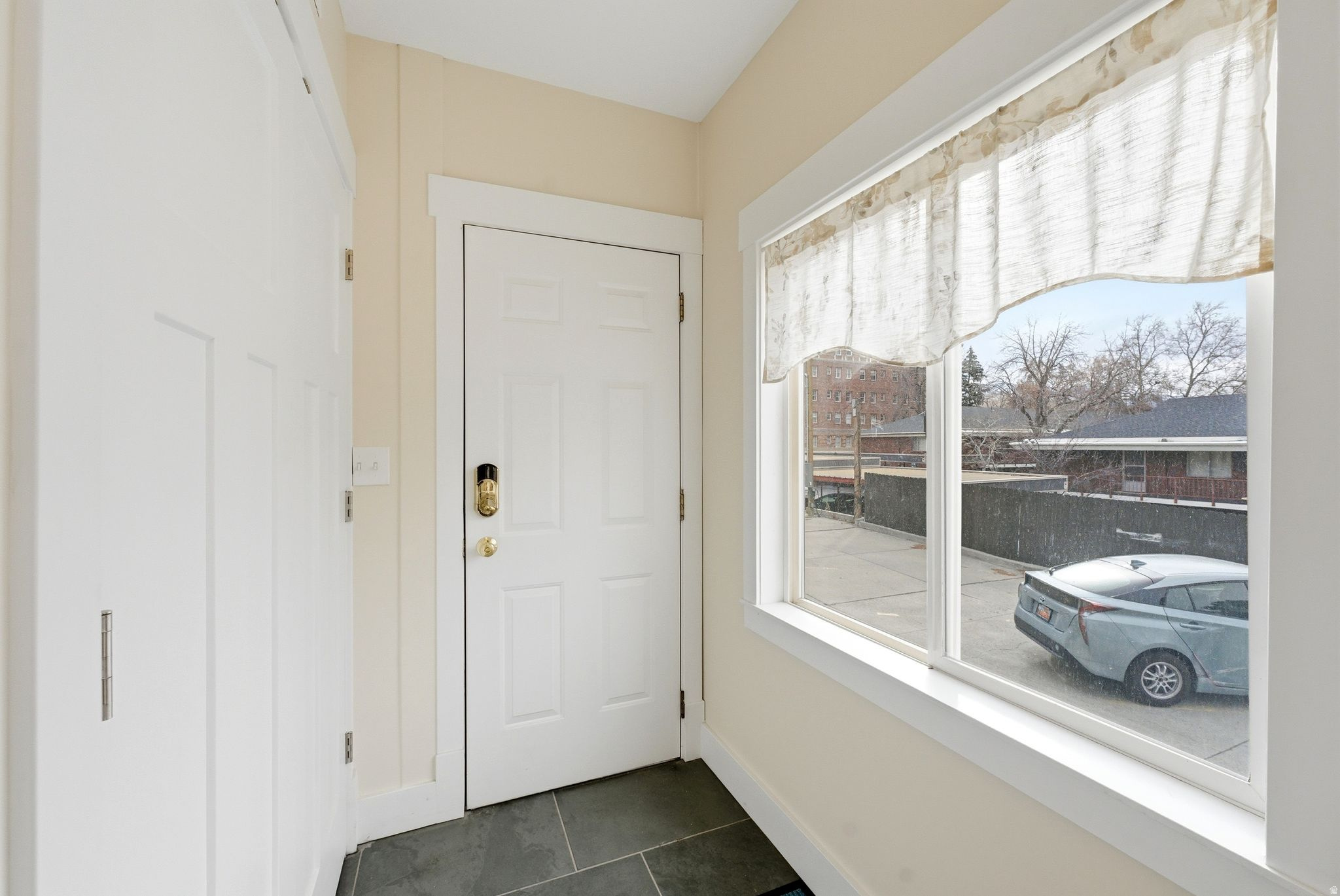 AVENUES - Residential