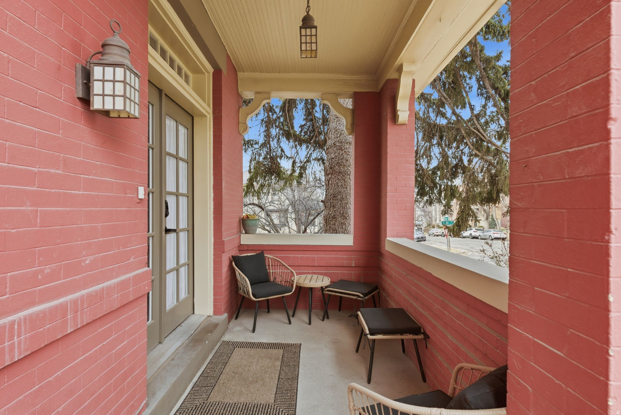 AVENUES - Residential