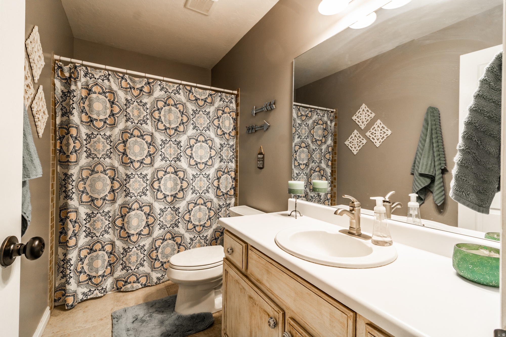 SHADOW MOUNTAIN - Residential