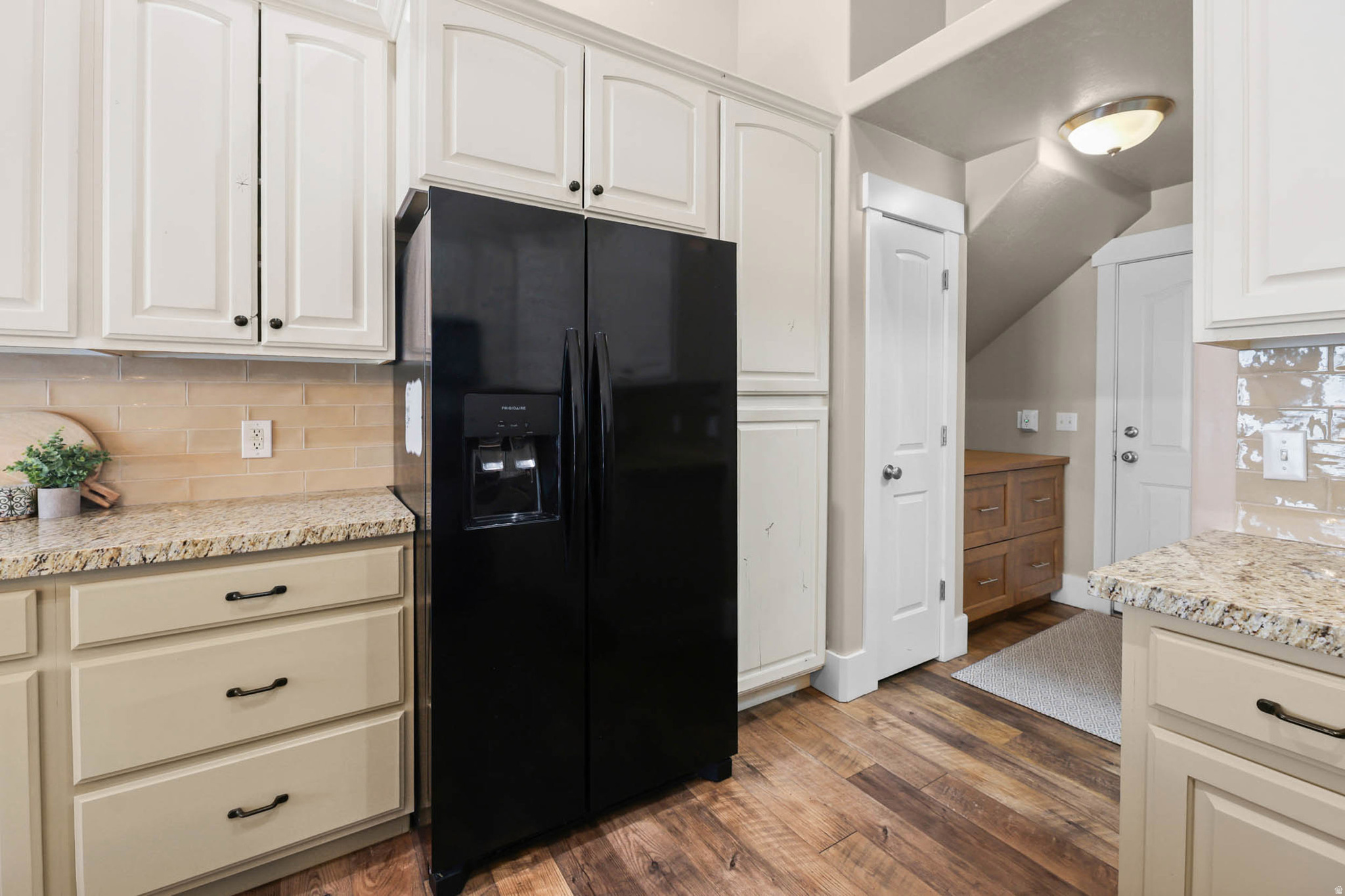 CEDARWOOD ESTATES - Residential