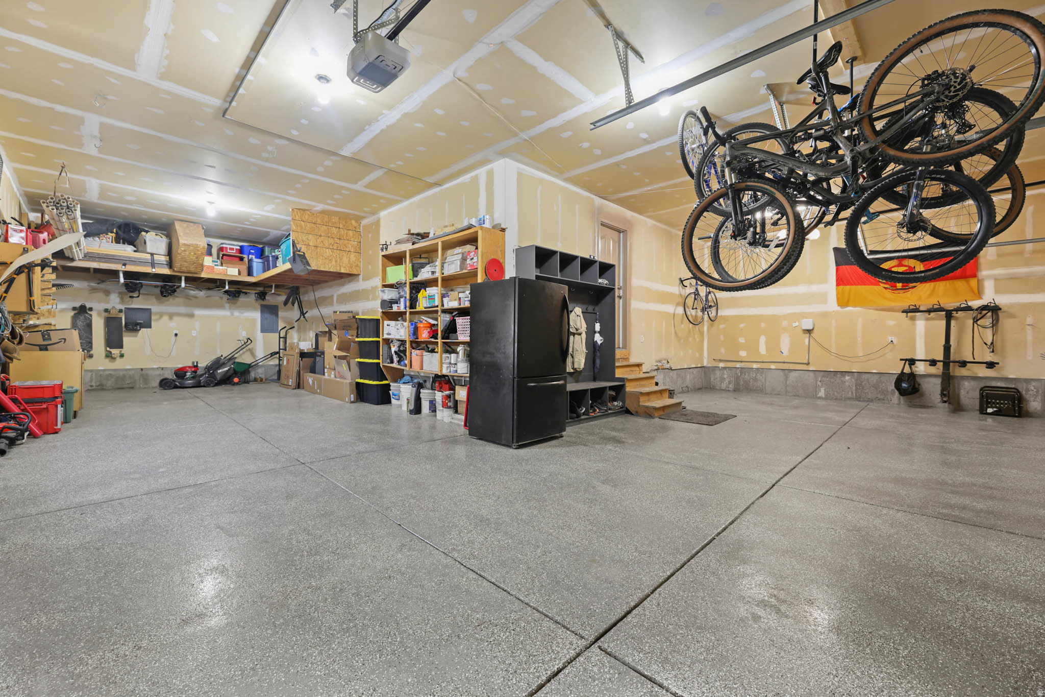 CEDARWOOD ESTATES - Residential