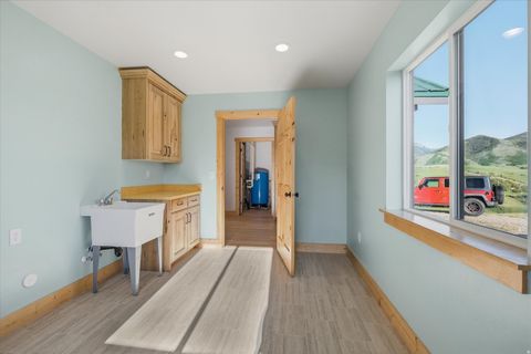Tiny photo for 7846 VALLEY VIEW VW, Preston, ID 83263 (MLS # 2159103)