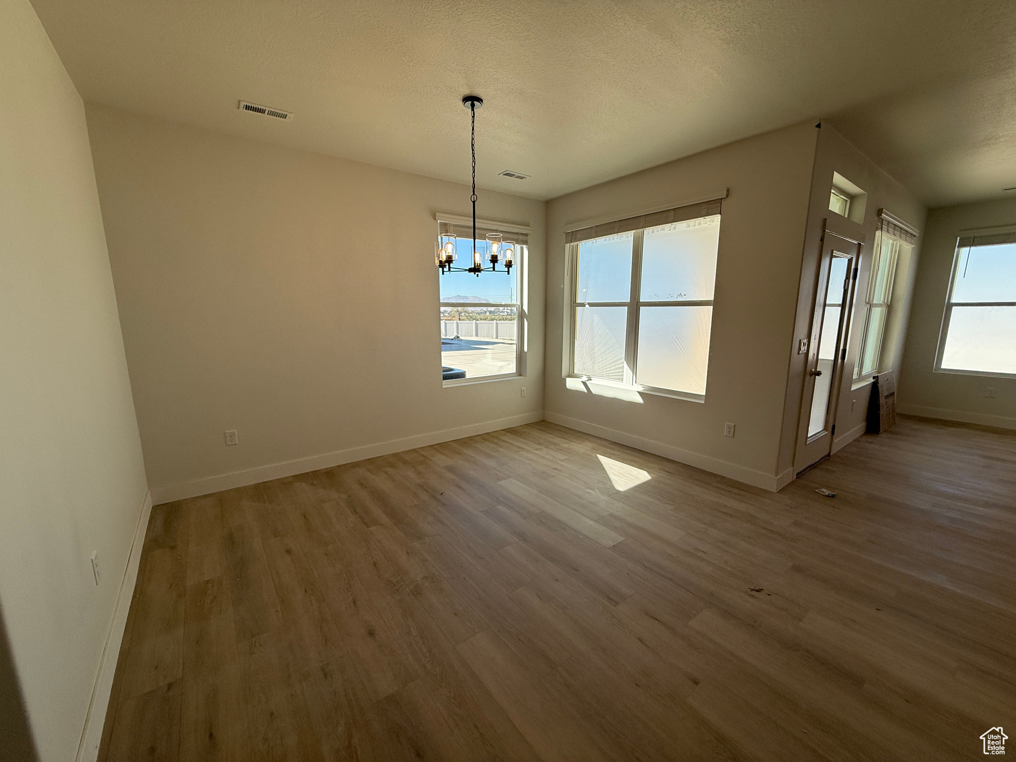 BLUFF VIEW - Residential