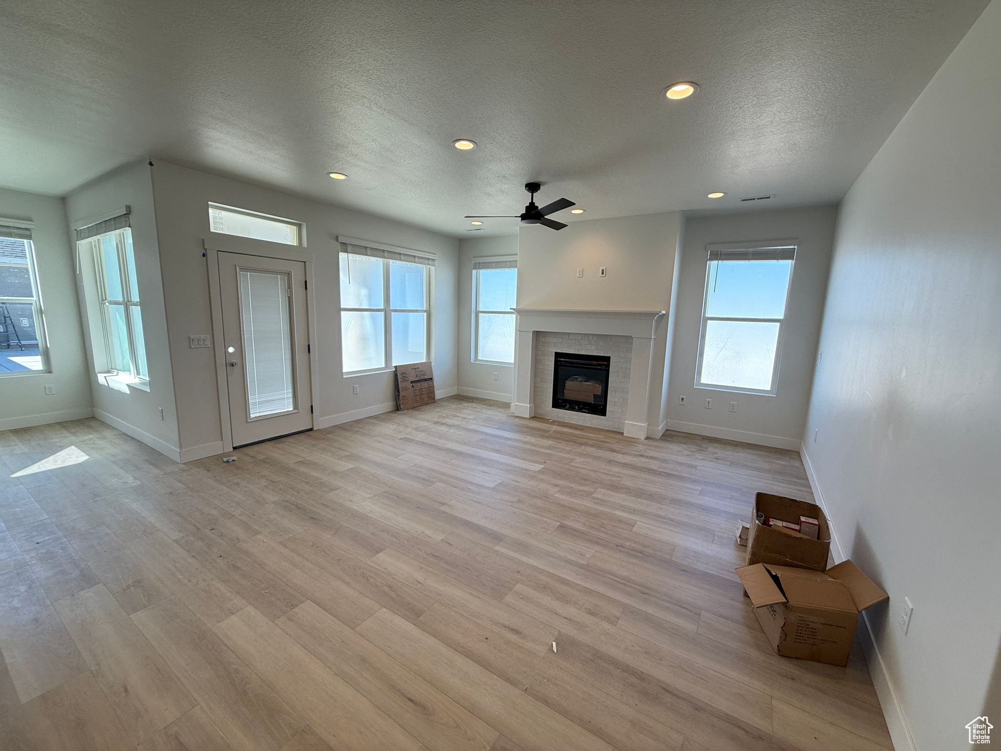 BLUFF VIEW - Residential