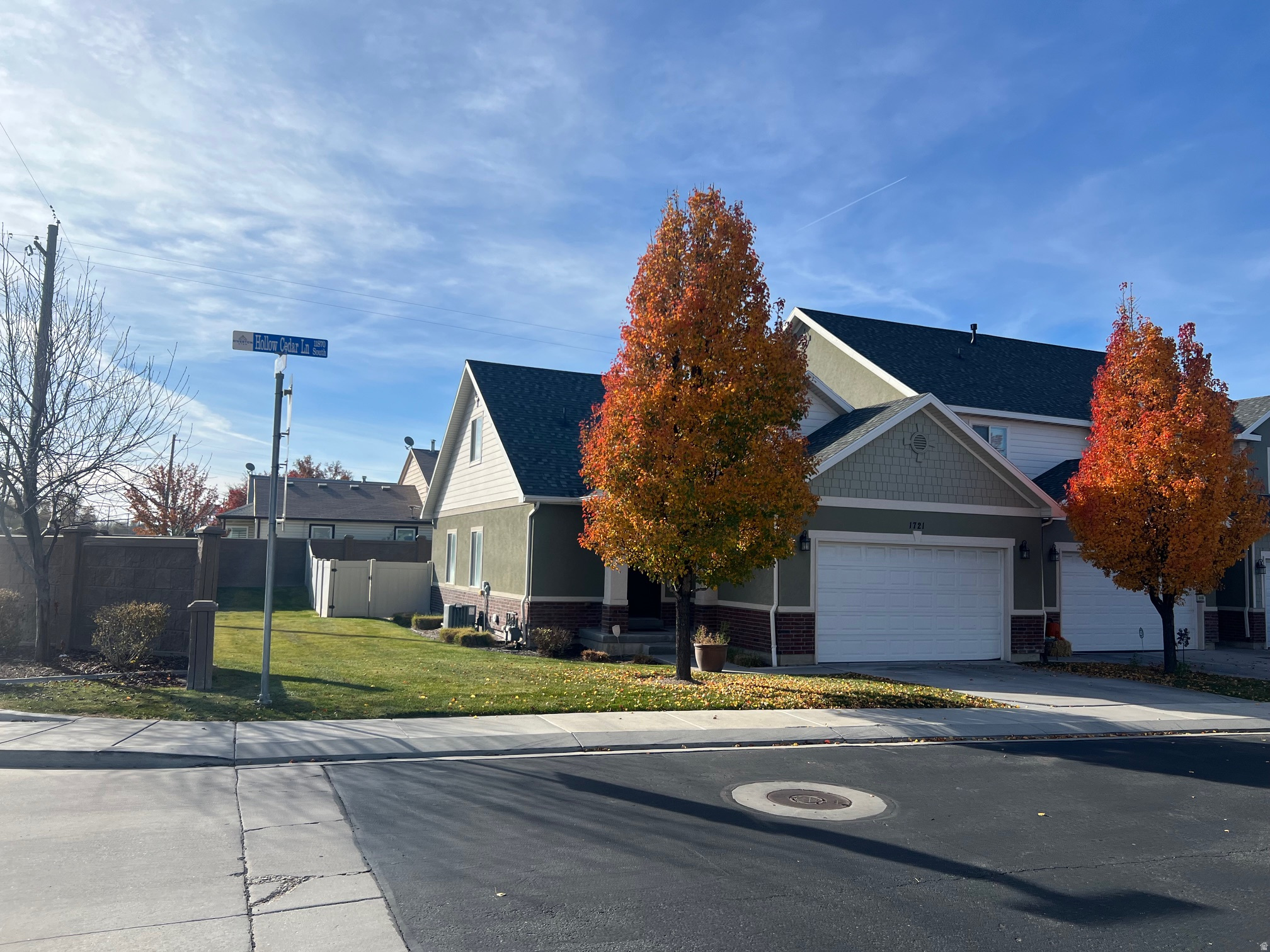 CEDAR HOLLOW TOWNHOMES - Residential