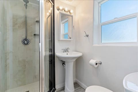 Tiny photo for 15 E SYLVIA DR, South Ogden, UT 84405 (MLS # 2180494)