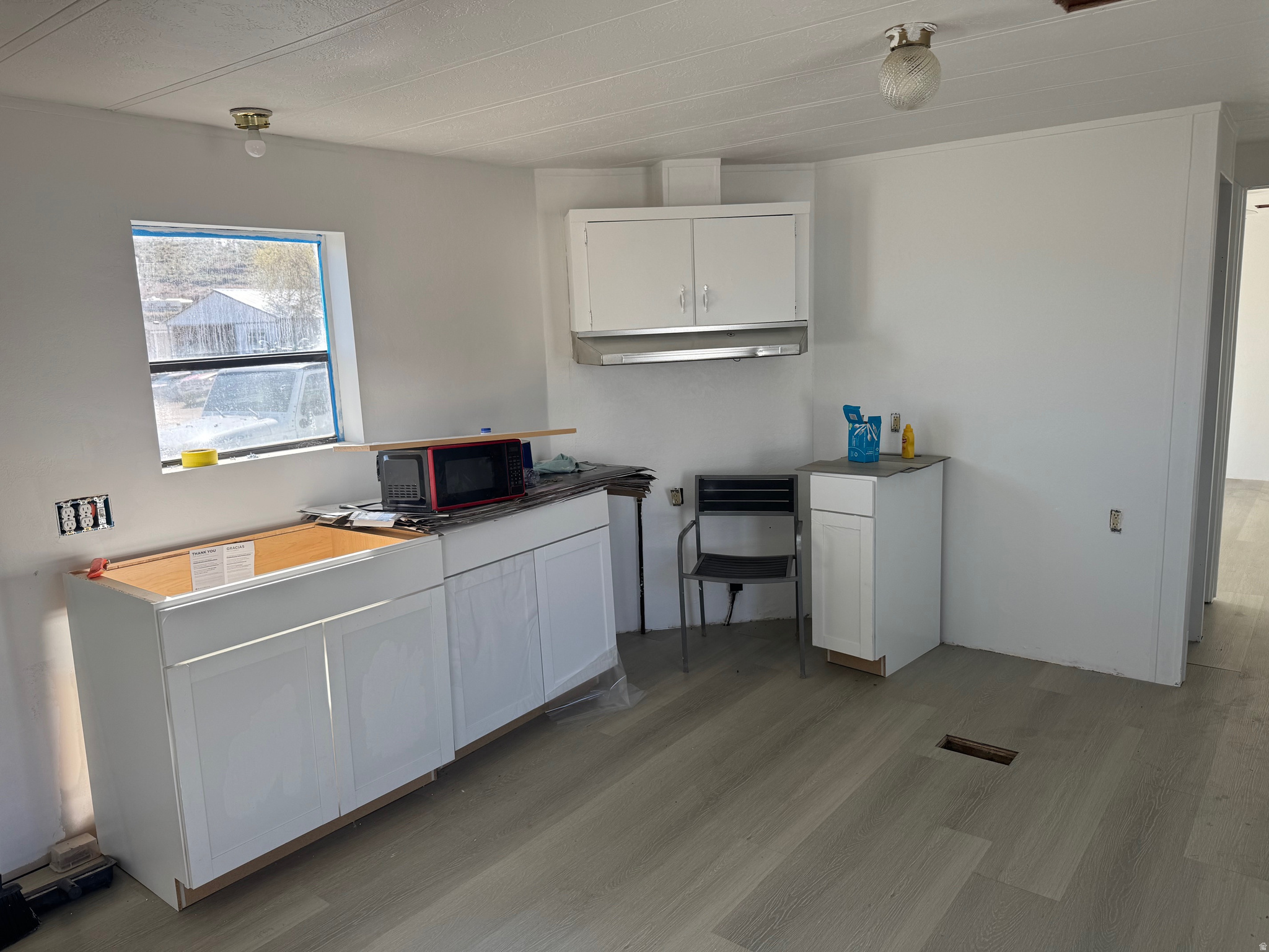 SWEETWATER CAMPER AND TRAILER - Residential