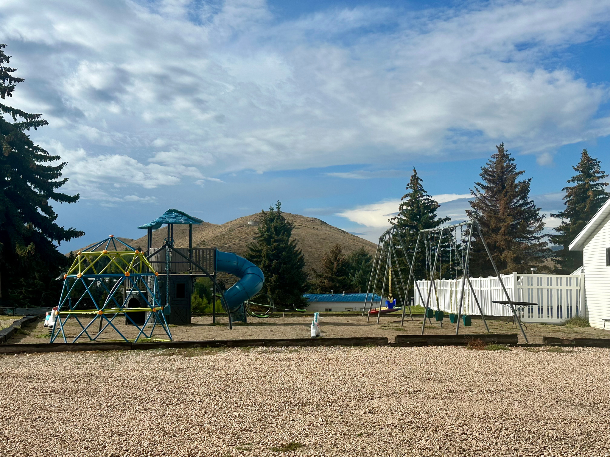 SWEETWATER CAMPER AND TRAILER - Residential