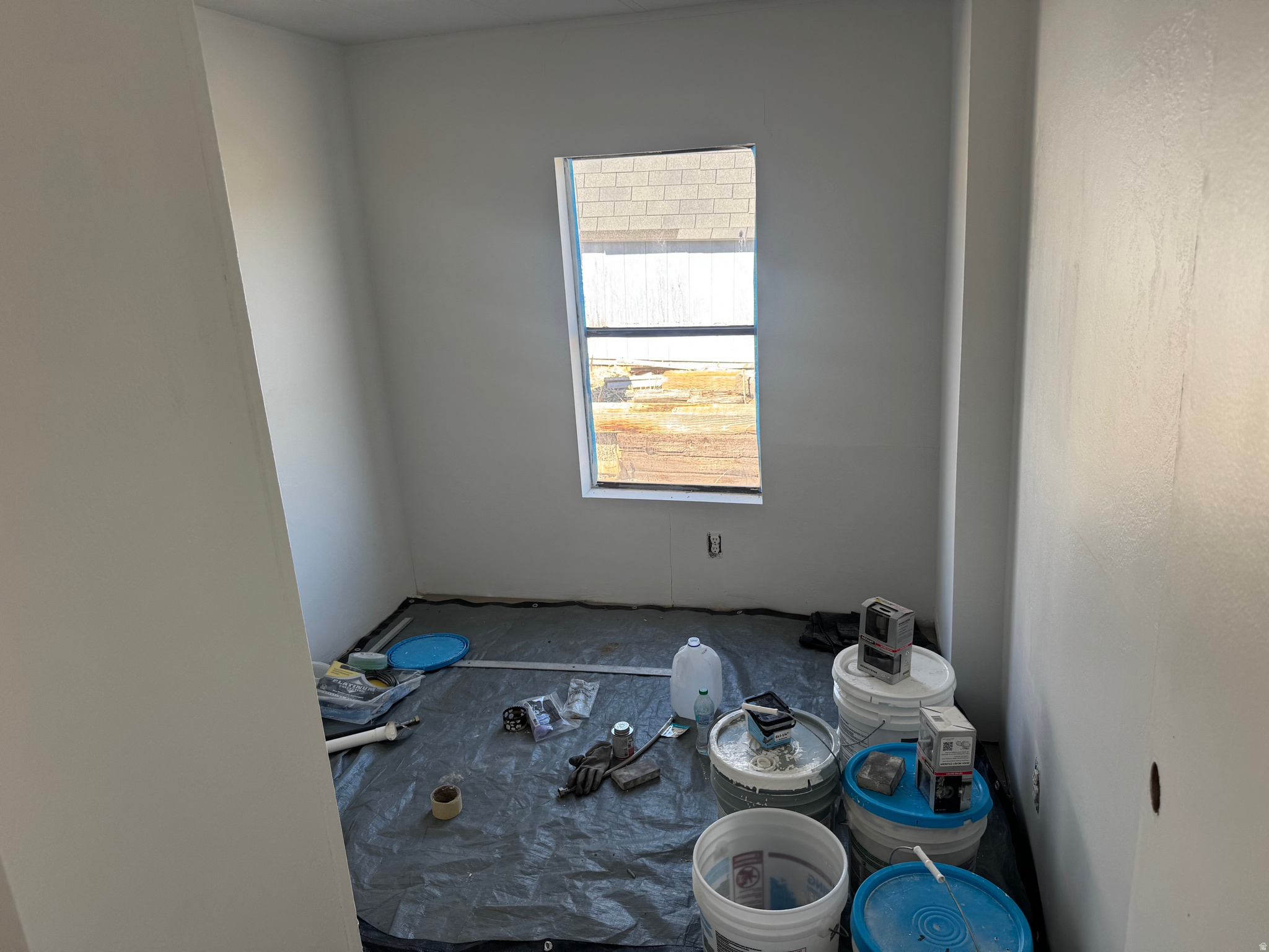 SWEETWATER CAMPER AND TRAILER - Residential