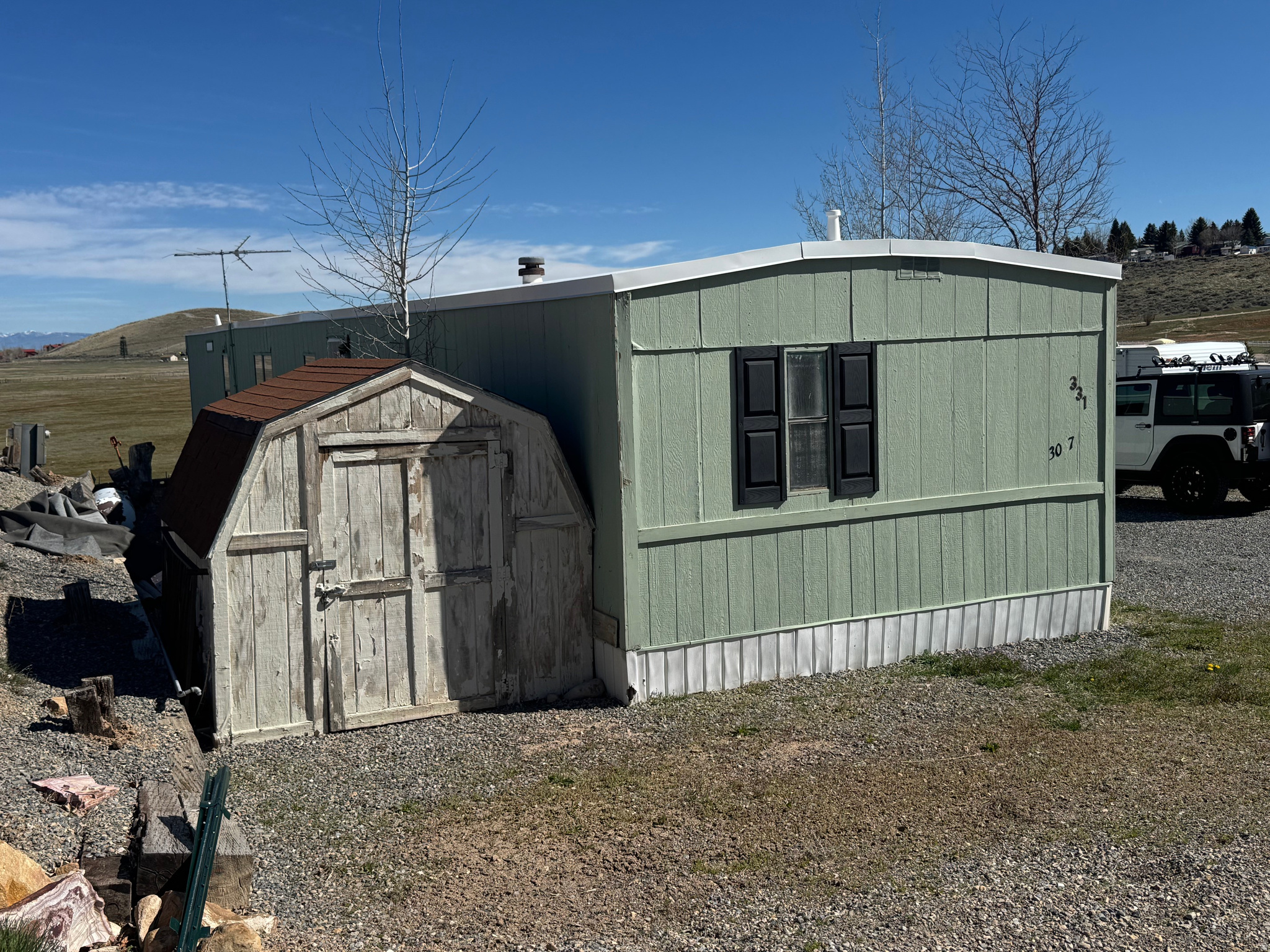 SWEETWATER CAMPER AND TRAILER - Residential