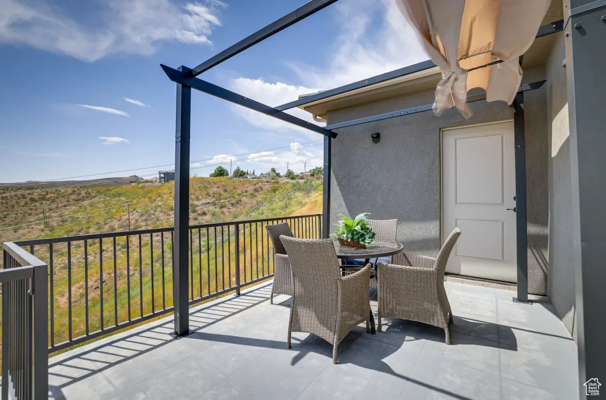 TOQUERVILLE TERRACE - Residential