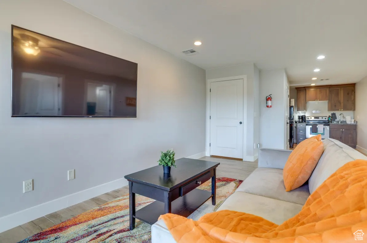 TOQUERVILLE TERRACE - Residential