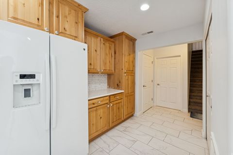 Tiny photo for 877 W 1920 S #C, Syracuse, UT 84075 (MLS # 2153643)