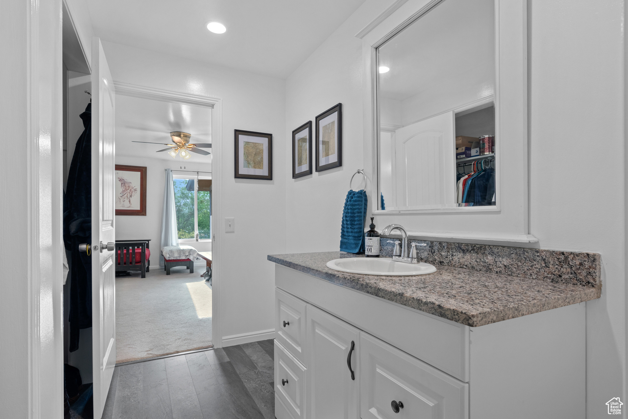 THREE FOUNTAINS - Residential