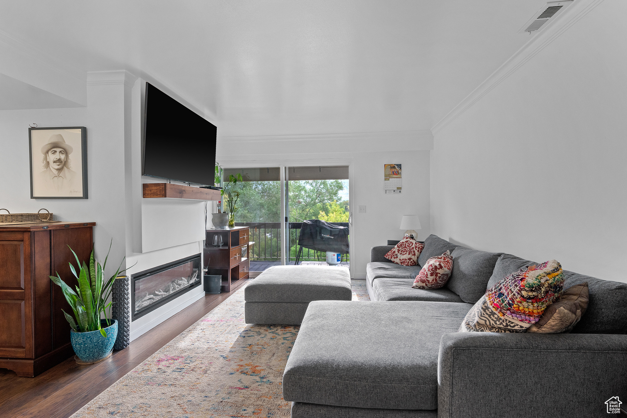 THREE FOUNTAINS - Residential