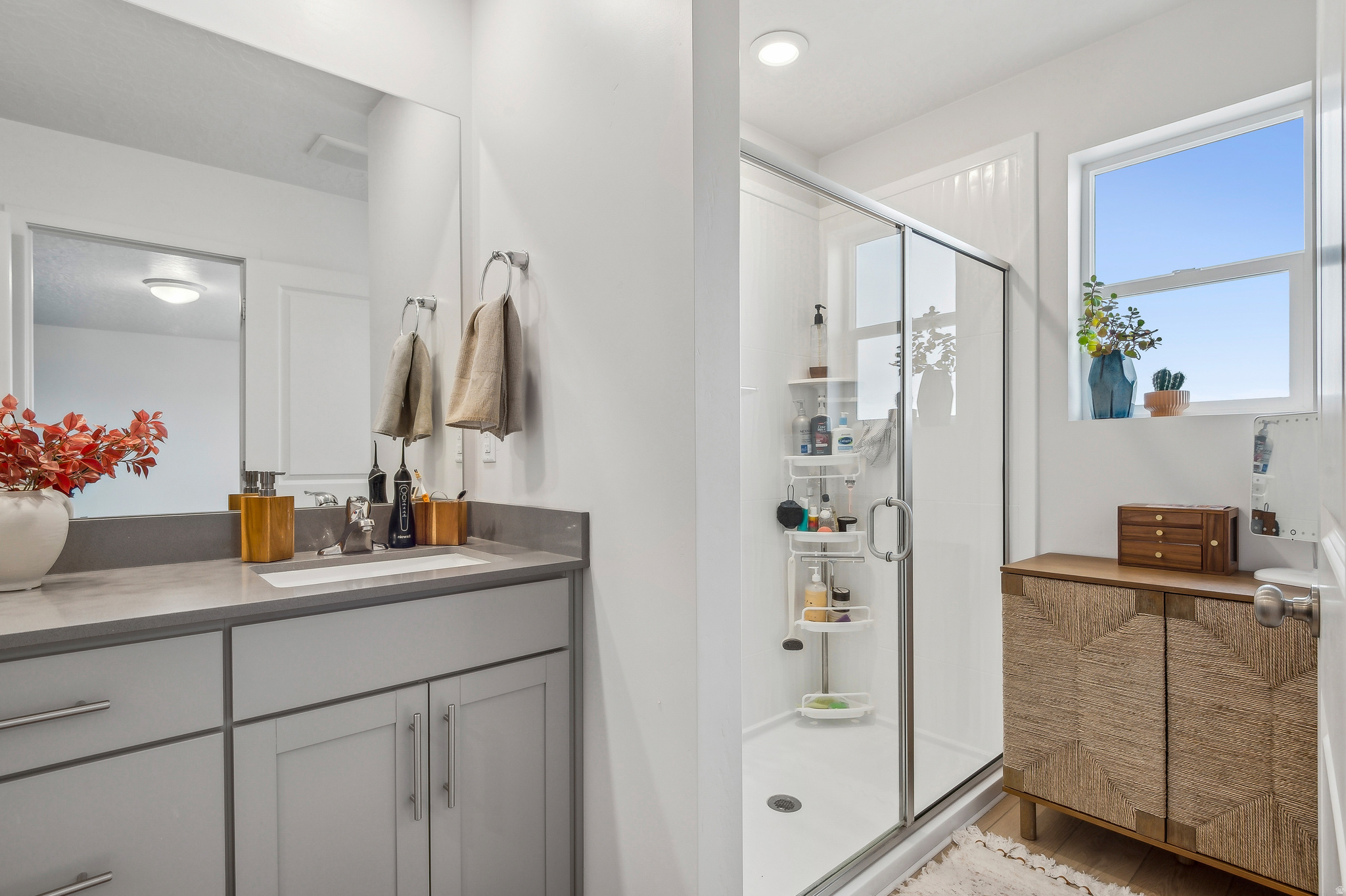 SUNFLOWER FIELDS - Residential