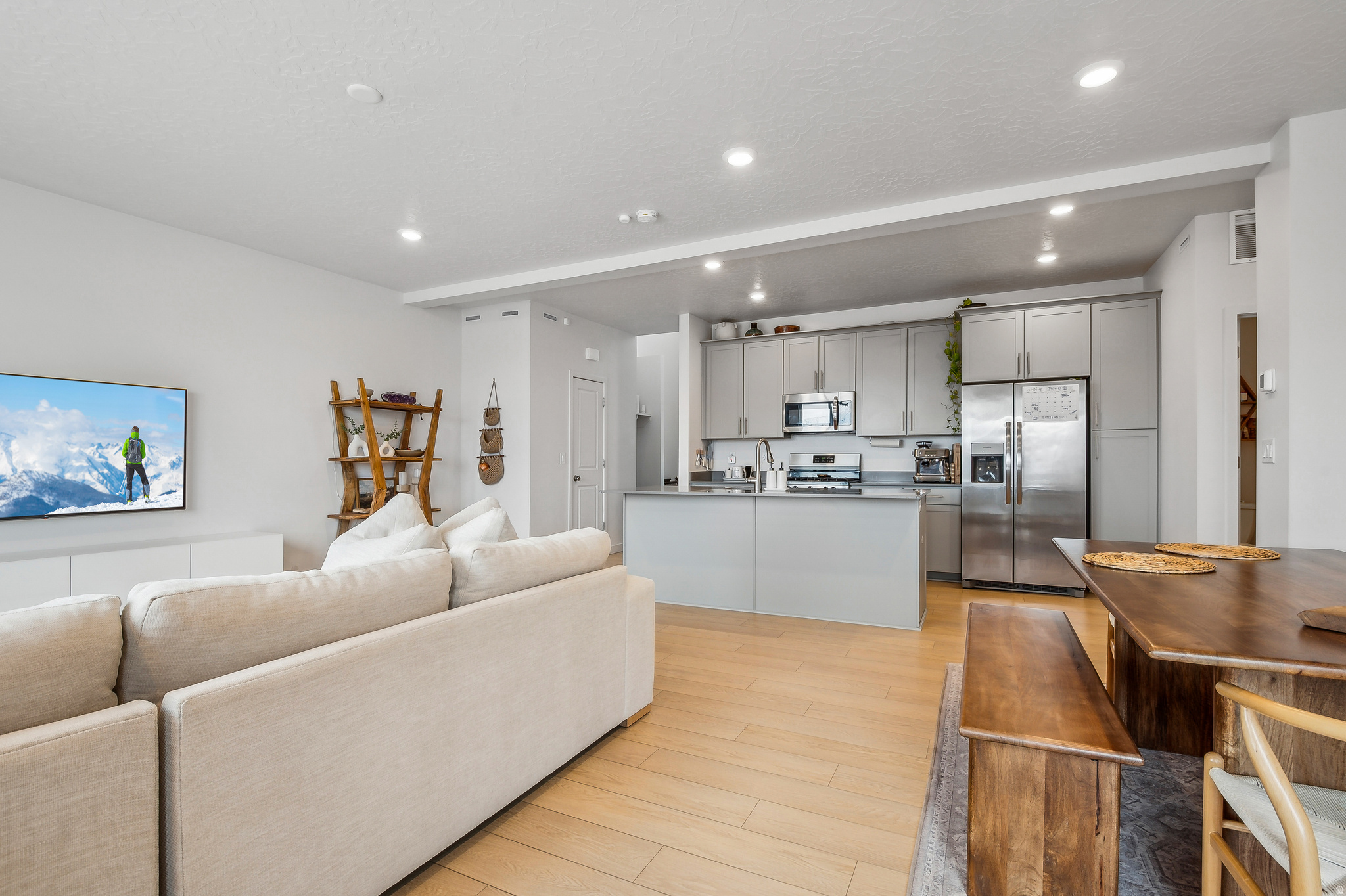 SUNFLOWER FIELDS - Residential