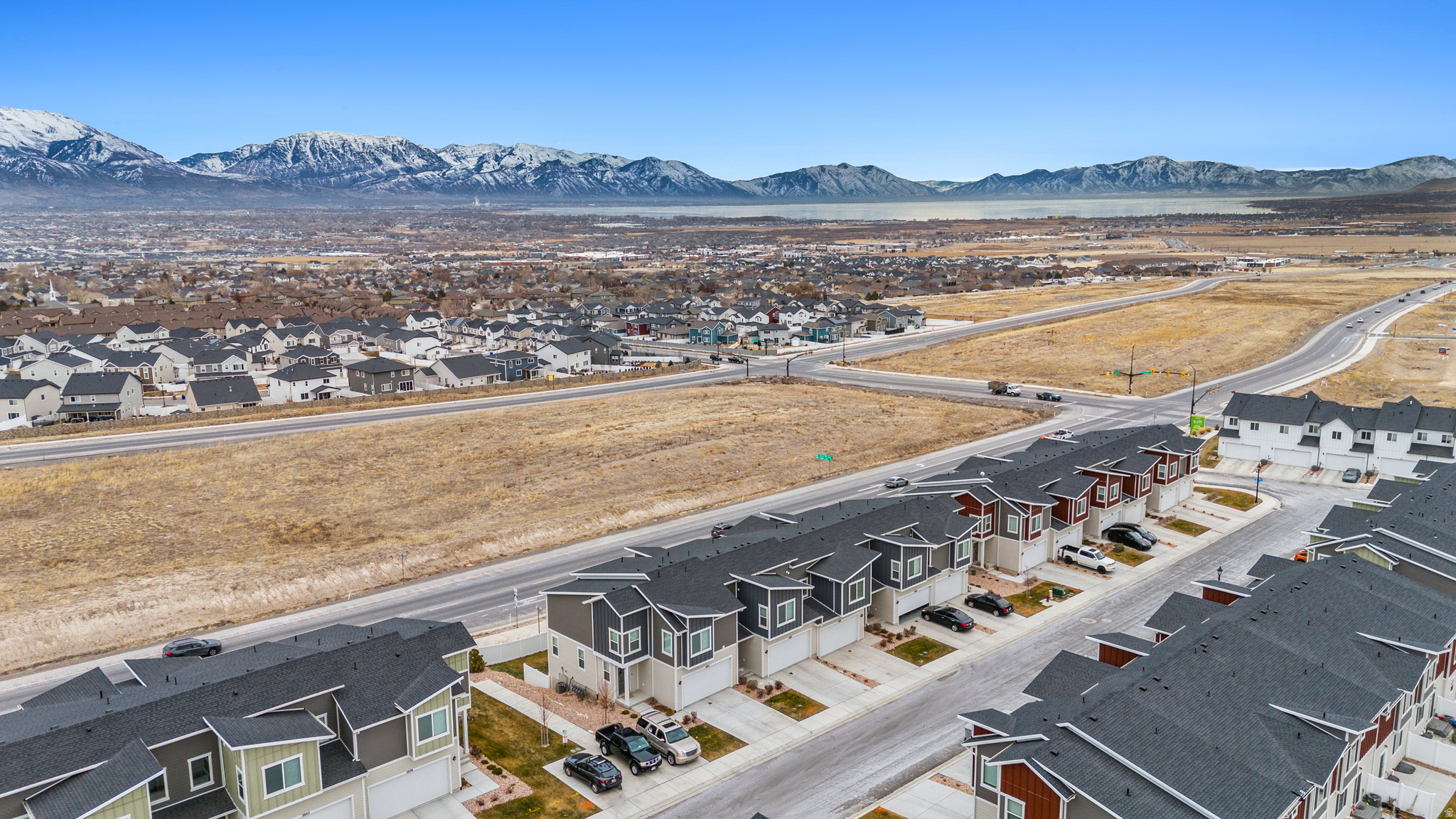 SUNFLOWER FIELDS - Residential
