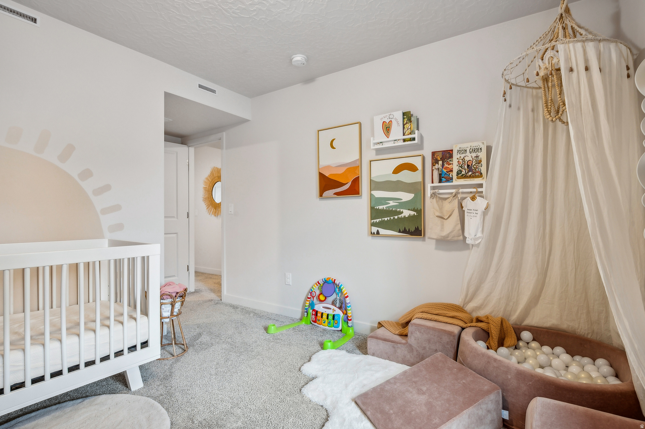 SUNFLOWER FIELDS - Residential