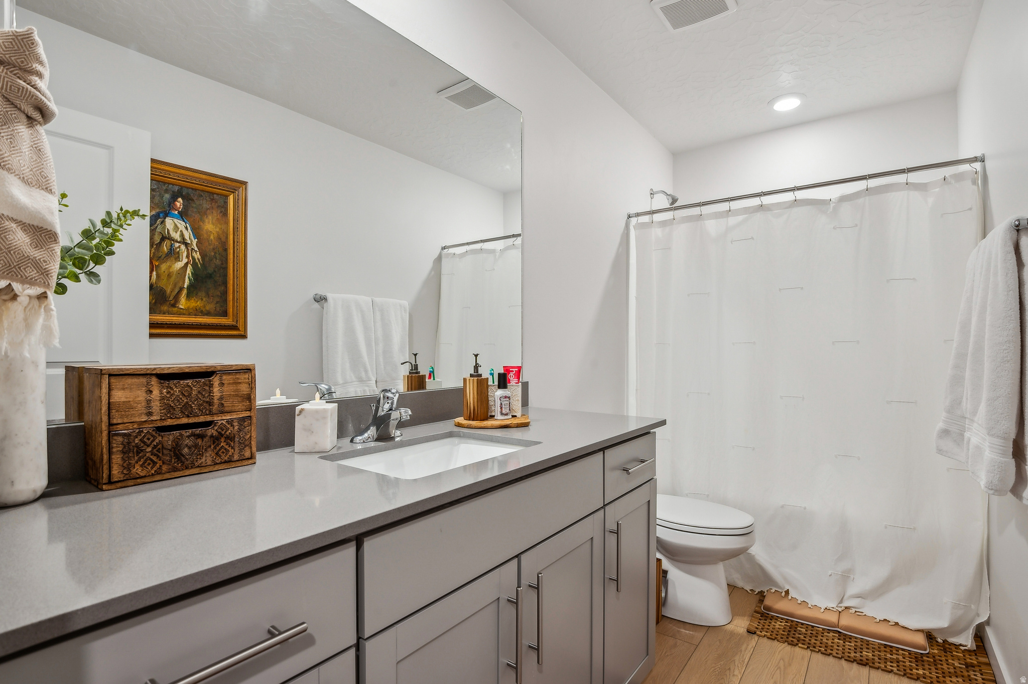 SUNFLOWER FIELDS - Residential