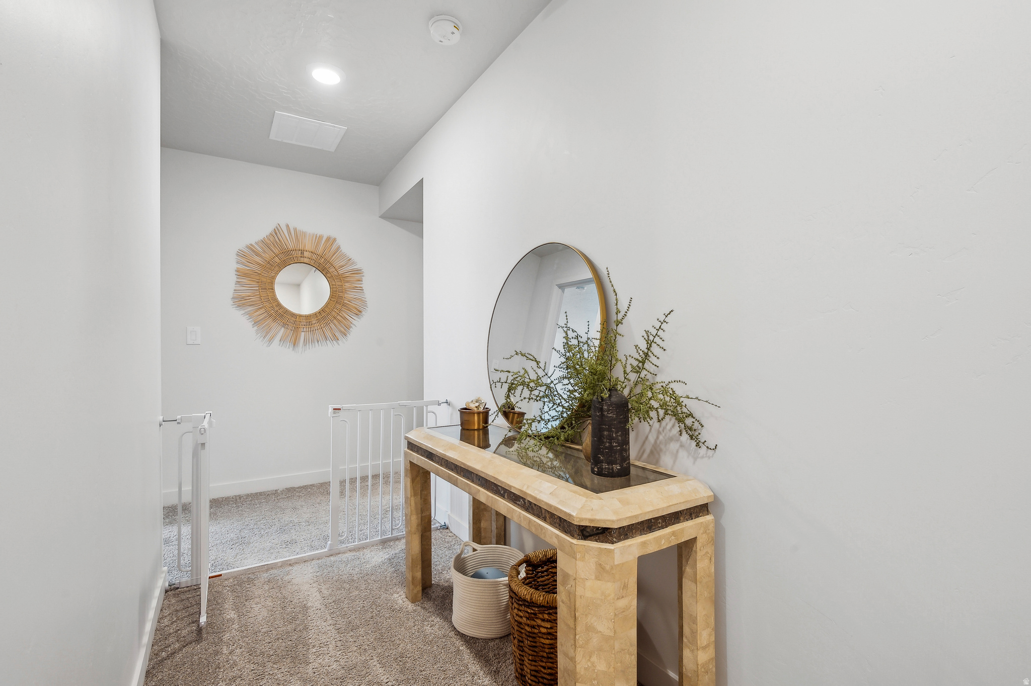 SUNFLOWER FIELDS - Residential