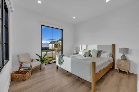 Tiny photo for 565 W AUTUMN BLAZE, Woodland Hills, UT 84653 (MLS # 2140202)