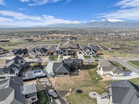 Tiny photo for 565 W AUTUMN BLAZE, Woodland Hills, UT 84653 (MLS # 2140202)