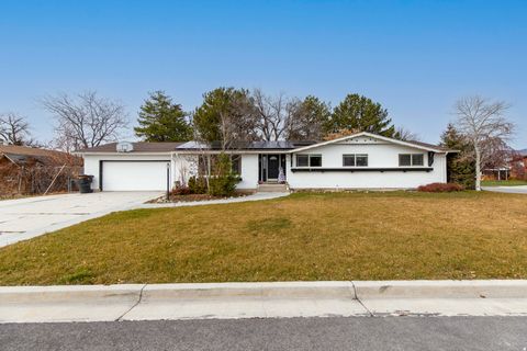 Tiny photo for 785 N 200 E, Tremonton, UT 84337 (MLS # 2147000)